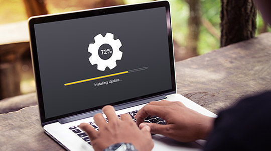 Update, Software Aktualisierung, Wartung, PC Reparatur - East & Young Solutions,in, Regensburg, Nürnberg